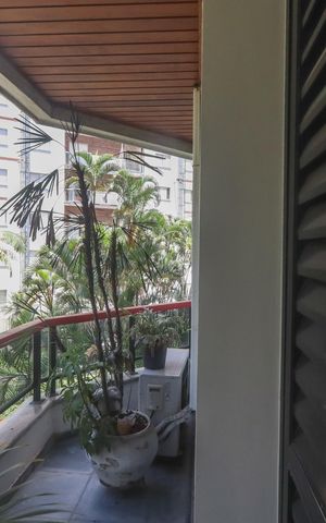 Apartamento à venda com 182m², 5 quartos e 3 vagasVaranda da Suíte 1