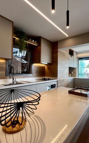 Apartamento à venda com 228m², 3 quartos e 2 vagas Apartamento à venda com 228m², 3 quartos e 2 vagasCozinha