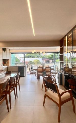 Apartamento à venda com 228m², 3 quartos e 2 vagas Apartamento à venda com 228m², 3 quartos e 2 vagasSala