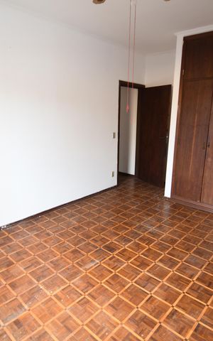 Casa à venda com 330m², 3 quartos e 4 vagasQuarto 1