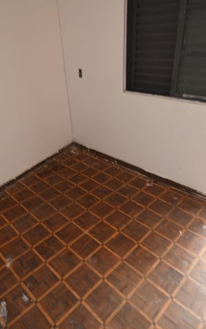 Casa à venda com 330m², 3 quartos e 4 vagasQuarto de Serviço