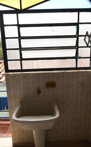 Casa à venda com 330m², 3 quartos e 4 vagasÁrea de Serviço