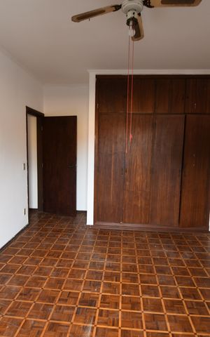 Casa à venda com 330m², 3 quartos e 4 vagasQuarto 1