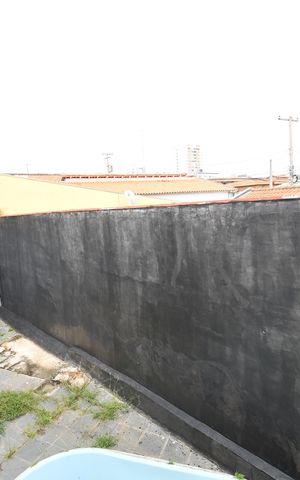 Casa à venda com 330m², 3 quartos e 4 vagasQuarto 2 - Vista