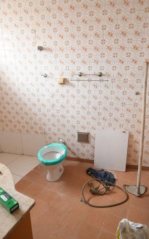 Casa à venda com 330m², 3 quartos e 4 vagasBanheiro