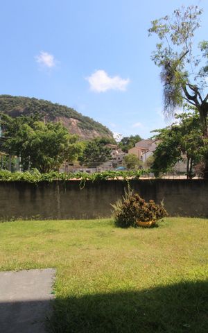 Apartamento à venda com 45m², 2 quartos e 1 vagaSala - Vista
