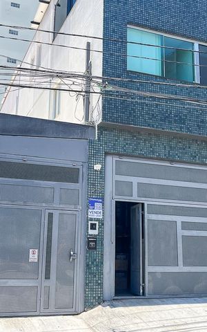 Apartamento à venda com 466m², 8 quartos e 8 vagasFachada + plaquinha