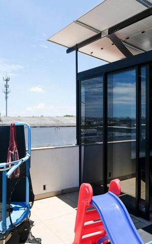 Apartamento à venda com 466m², 8 quartos e 8 vagasVaranda