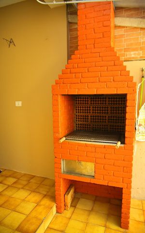 Casa à venda com 96m², 2 quartos e 1 vagaQuintal /Churrasqueira 