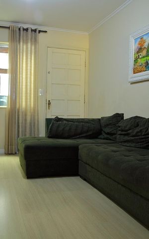 Casa à venda com 96m², 2 quartos e 1 vagaSala