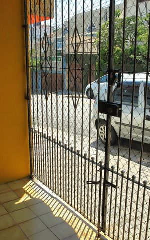 Casa à venda com 96m², 2 quartos e 1 vagaGaragem
