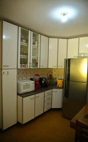 Casa à venda com 96m², 2 quartos e 1 vagaCozinha 