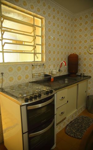 Casa à venda com 96m², 2 quartos e 1 vagaCozinha 