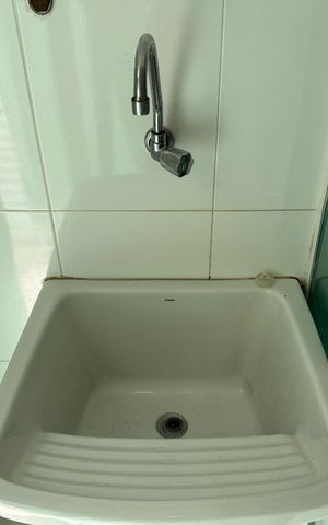 Casa de condomínio à venda com 450m², 4 quartos e 3 vagas Casa de condomínio à venda com 450m², 4 quartos e 3 vagasÁrea externa