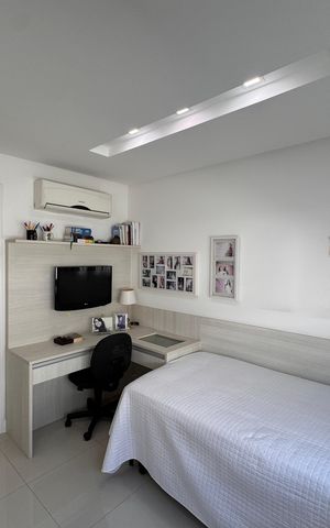 Casa de condomínio à venda com 450m², 4 quartos e 3 vagas Casa de condomínio à venda com 450m², 4 quartos e 3 vagasSuíte 2