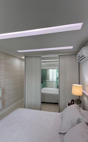 Casa de condomínio à venda com 450m², 4 quartos e 3 vagas Casa de condomínio à venda com 450m², 4 quartos e 3 vagasSuíte 4