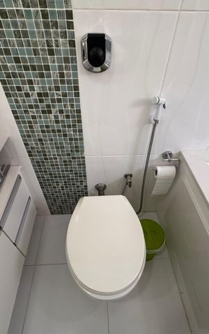 Casa de condomínio à venda com 450m², 4 quartos e 3 vagas Casa de condomínio à venda com 450m², 4 quartos e 3 vagasSuíte 4 - Banheiro