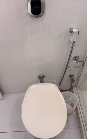 Casa de condomínio à venda com 450m², 4 quartos e 3 vagas Casa de condomínio à venda com 450m², 4 quartos e 3 vagasSuíte 1 - Banheiro