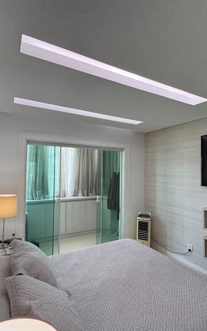 Casa de condomínio à venda com 450m², 4 quartos e 3 vagas Casa de condomínio à venda com 450m², 4 quartos e 3 vagasSuíte 4