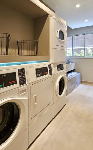 Apartamento à venda com 67m², 2 quartos e 1 vaga Apartamento à venda com 67m², 2 quartos e 1 vagaLavanderia
