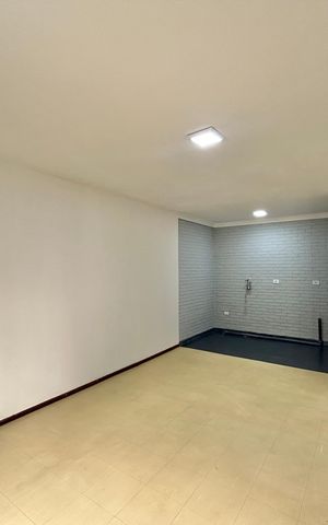 Studio à venda com 34m², 1 quarto e sem vaga Studio à venda com 34m², 1 quarto e sem vagaSala - Quarto