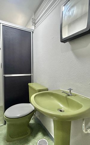 Studio à venda com 34m², 1 quarto e sem vaga Studio à venda com 34m², 1 quarto e sem vagaBanheiro