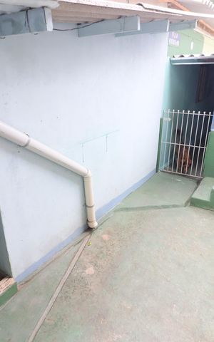 Casa à venda com 250m², 3 quartos e 2 vagasQuintal