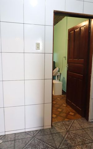 Casa à venda com 250m², 3 quartos e 2 vagasÁrea de Serviço 2