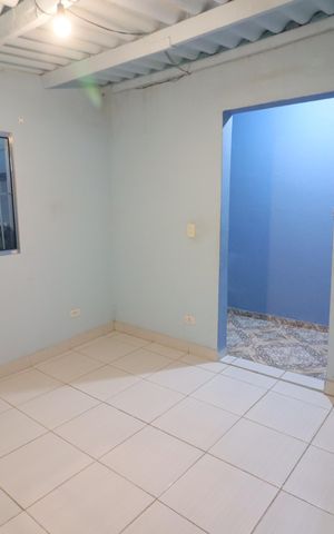 Casa à venda com 250m², 3 quartos e 2 vagasSala