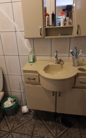 Casa à venda com 250m², 3 quartos e 2 vagasBanheiro 2