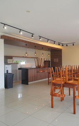 Casa de condomínio à venda com 48m², 2 quartos e 2 vagasÁrea comum - Salão de festas