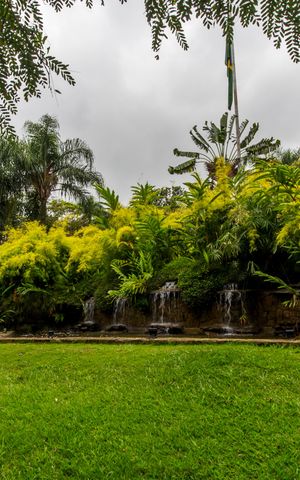 Casa de condomínio à venda com 542m², 6 quartos e 6 vagas Casa de condomínio à venda com 542m², 6 quartos e 6 vagasÁrea comum