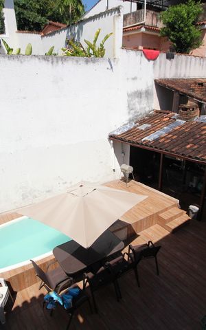 Casa de condomínio à venda com 250m², 4 quartos e 3 vagasQuarto 3 - Vista