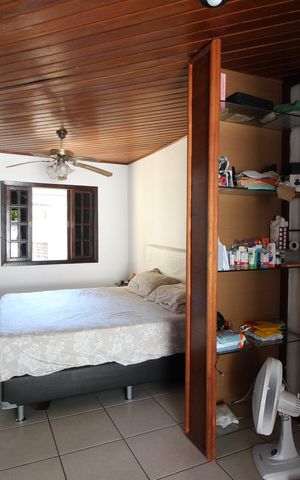 Casa de condomínio à venda com 250m², 4 quartos e 3 vagasQuarto 3