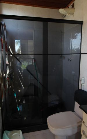 Casa de condomínio à venda com 250m², 4 quartos e 3 vagasQuarto 4 - Suíte