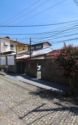 Casa de condomínio à venda com 250m², 4 quartos e 3 vagasVaranda - Vista