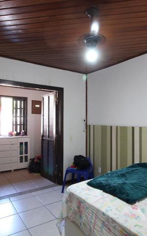 Casa de condomínio à venda com 250m², 4 quartos e 3 vagasQuarto 1