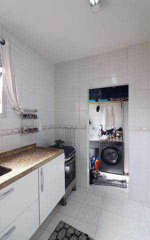 Apartamento à venda com 64m², 3 quartos e 1 vagaCozinha e Área de Serviço