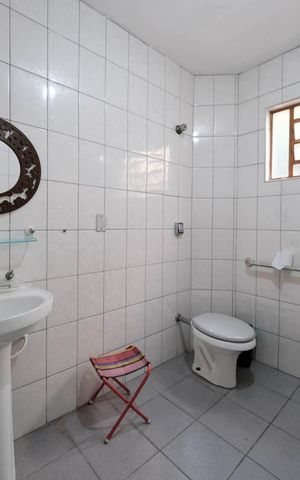 Casa à venda com 270m², 3 quartos e 5 vagasBanheiro