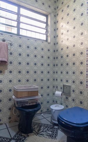 Casa à venda com 141m², 2 quartos e 2 vagasBanheiro da Suíte