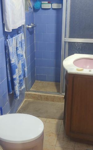 Apartamento à venda com 65m², 2 quartos e sem vaga Apartamento à venda com 65m², 2 quartos e sem vagaBanheiro