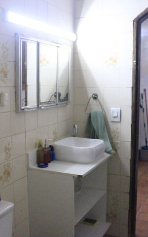 Casa à venda com 210m², 5 quartos e 2 vagasBanheiro (casa 2)