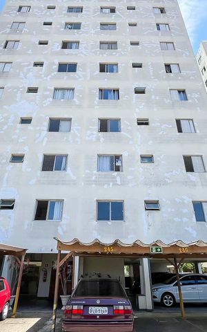 Apartamento à venda com 79m², 2 quartos e 1 vagaFachada + plaquinha
