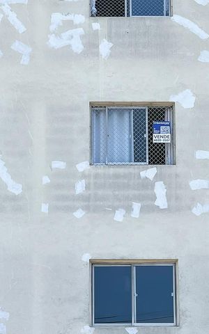 Apartamento à venda com 79m², 2 quartos e 1 vagaFachada + plaquinha