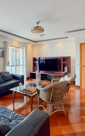 Apartamento à venda com 133m², 3 quartos e 2 vagas Apartamento à venda com 133m², 3 quartos e 2 vagasSala