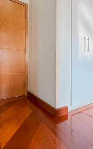 Apartamento à venda com 133m², 3 quartos e 2 vagas Apartamento à venda com 133m², 3 quartos e 2 vagasCorredor