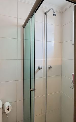 Apartamento à venda com 133m², 3 quartos e 2 vagas Apartamento à venda com 133m², 3 quartos e 2 vagasBanheiro Corredor