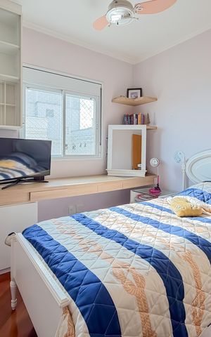 Apartamento à venda com 133m², 3 quartos e 2 vagas Apartamento à venda com 133m², 3 quartos e 2 vagasQuarto 1