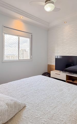 Apartamento à venda com 133m², 3 quartos e 2 vagas Apartamento à venda com 133m², 3 quartos e 2 vagasSuíte