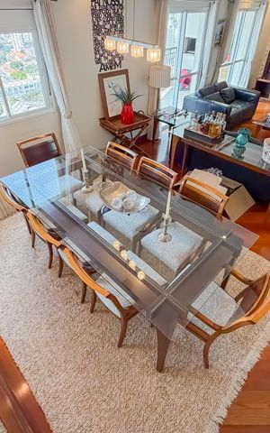 Apartamento à venda com 133m², 3 quartos e 2 vagas Apartamento à venda com 133m², 3 quartos e 2 vagasSala de Jantar